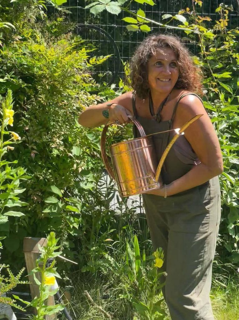 Nadia Vassev homestead Sunshine Coast BC Picassoloaf